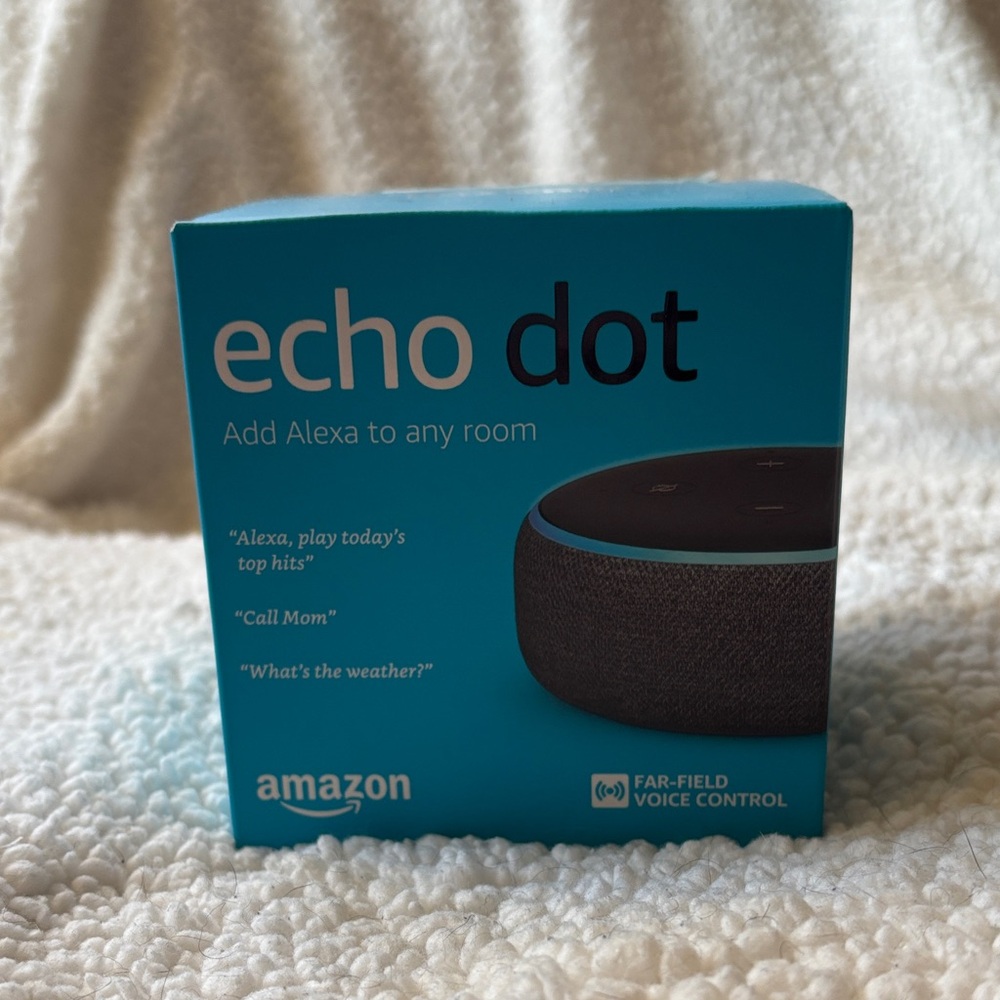 Amazon Echo Dot Smart Speaker with Teal Packaging